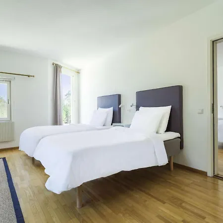 Royal Park Sthlm 4* 索尔纳