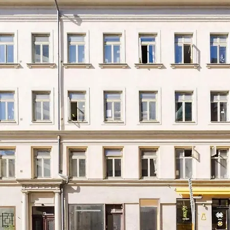 Charming In Appartement
