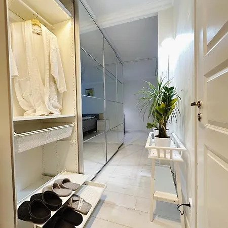 Travel Apartment