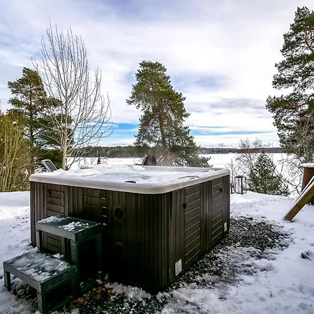 Relaxing Oasis With Jacuzzi - Amazing View & Private Pier * Stockholm