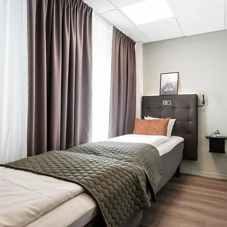 Point Hotel 3*
