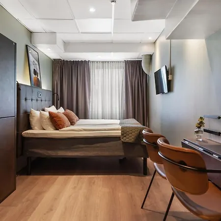 Point Hotel 3*