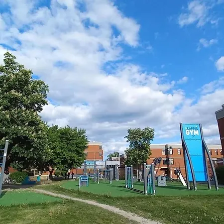 Budget Friendly Studio Close To The Center. Apartment
