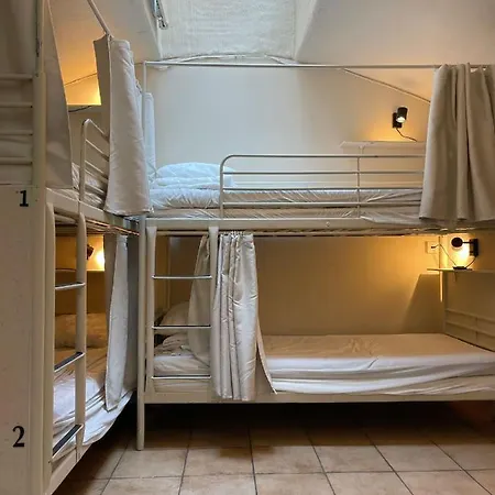 Hostel Nomad Cave Stockholm