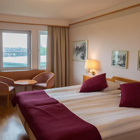 2home South Hotel 3*