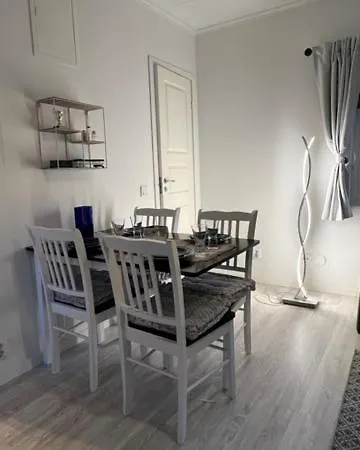 Apartment Fresh And Cozy Little House 45km In Taby Stockholm