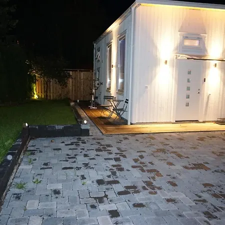 Fresh Happy Little House, 35 M2 In Taeby *