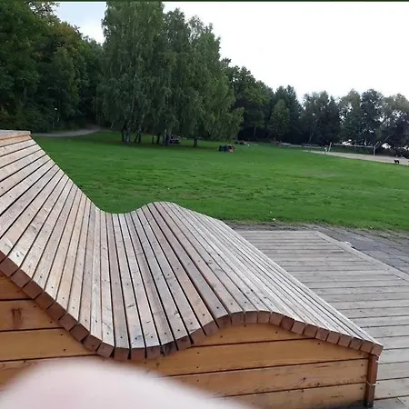 Apartment Close To The Metro And The Beach!!! With A View Of The Scandinavian Forest Stockholm