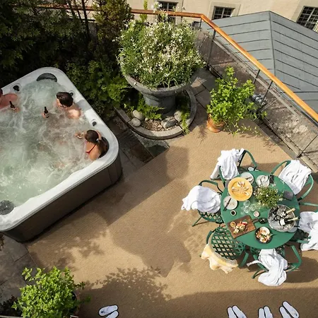 Berns, Historical Boutique Hotel&house Of Entertainment Since 1863 Hotel 4*