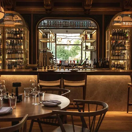Berns, Historical Boutique Hotel&house Of Entertainment Since 1863 4*