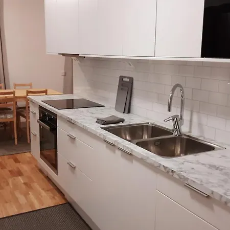 Private In Shared Lovely, Amazing, Modern +garden +bbq Homestay Stockholm