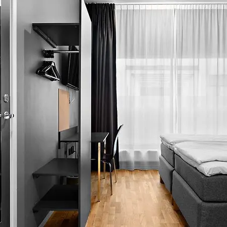 Aiden By Western Hotel *