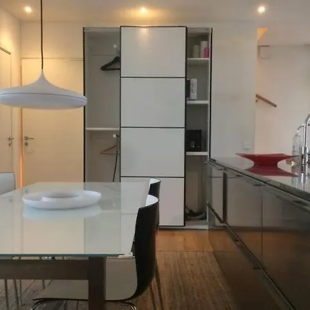 Apartment Exclusive 2 Level Etage Next To Arlanda-city Metro *