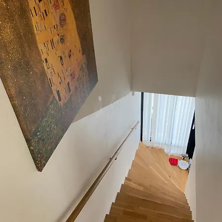 Exclusive 2 Level Etage Next To Arlanda-city Metro *