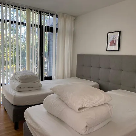 Exclusive 2 Level Etage Next To Arlanda-city Metro Apartment *