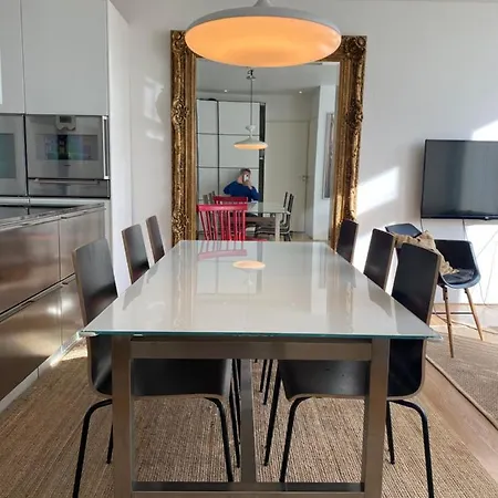 Apartment Exclusive 2 Level Etage Next To Arlanda-city Metro Stockholm