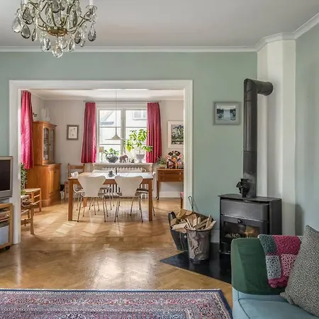 Charming House In Enskede Villa Stockholm