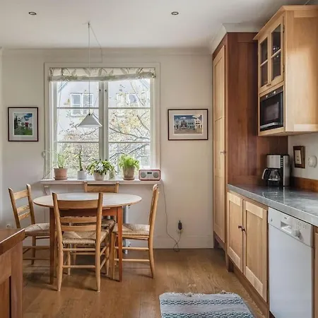 Charming House In Enskede Villa *