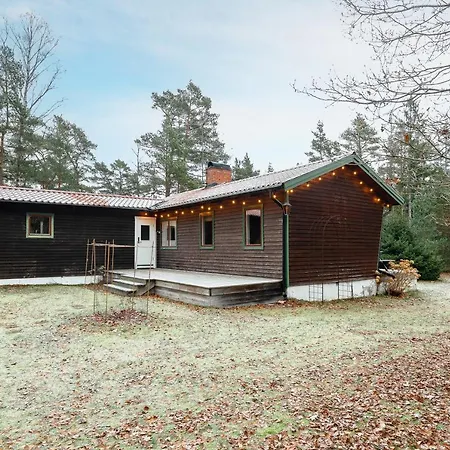 Villa Luxury Family Near The Water For Eight People Stockholm