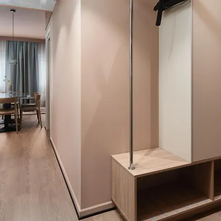 Hotel Sky Apartments, 3*