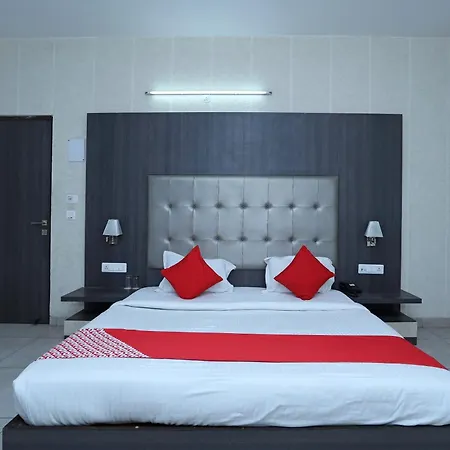 Collection O Laj Regency Hotel 3*