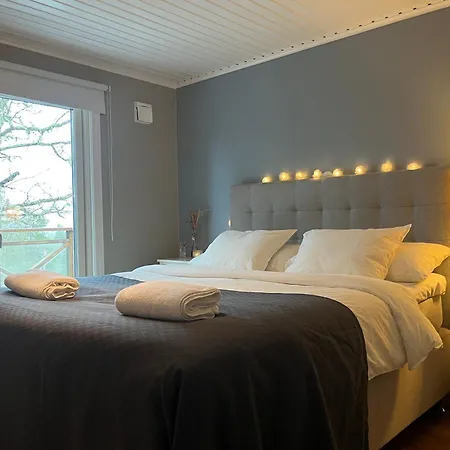 Trevligt Hus Med Vacker Omgivning * Stockholm
