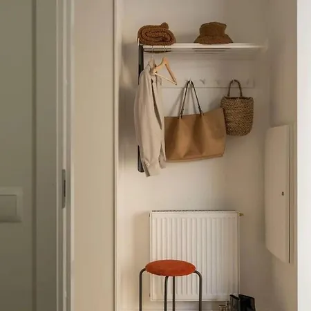 Cozy 2 Stops-15 Mins Away From Center * Stoccolma