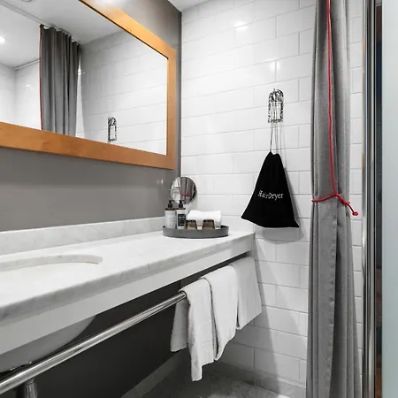 Hotel Mornington 4*