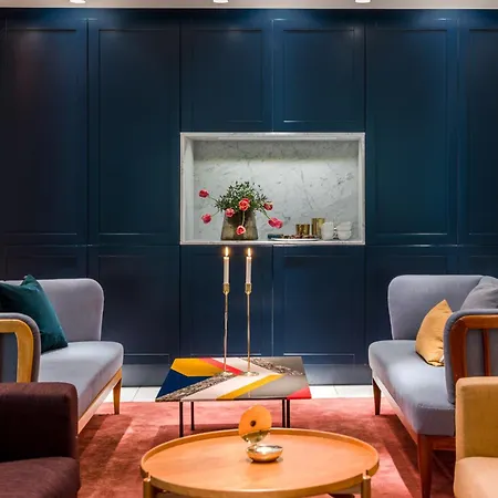 Mornington Hotel