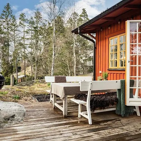Lyxigt Hus I Med Bastu Och Sjoeutsikt