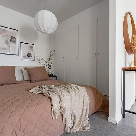 Apartment Charming In Sodermalm