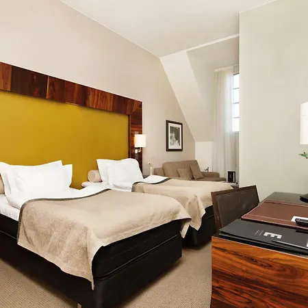 Hotel Elite Marina Tower 4*