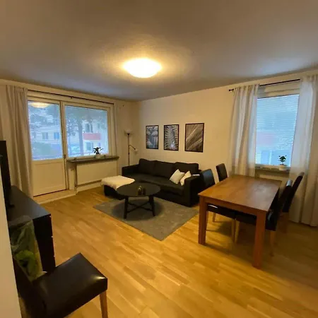 Apartment & Living *