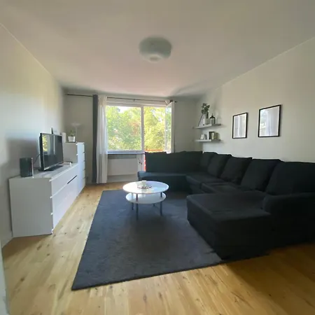 & Living Apartment *