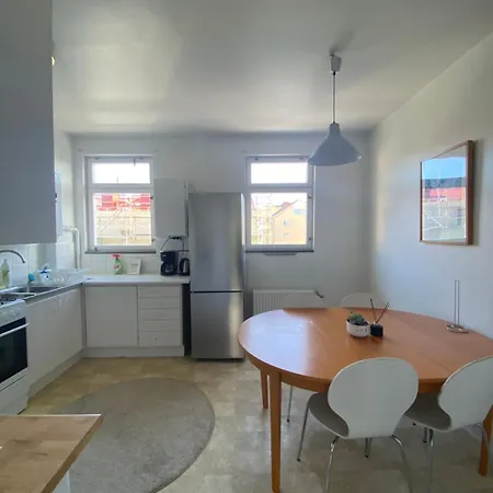 & Living Apartment *