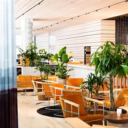 Nordic Light Hotel 4*