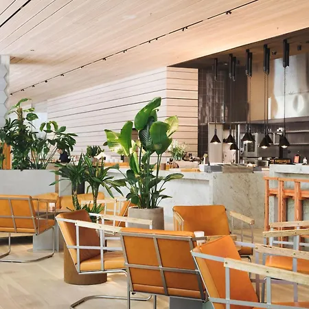 Nordic Light Hotel 4*