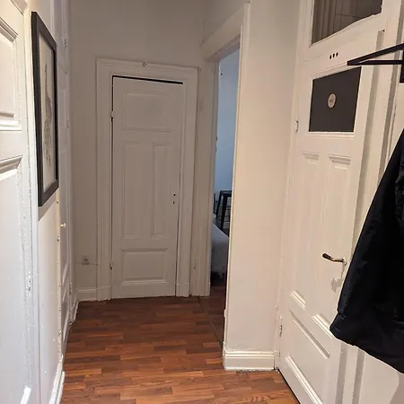 Apartment! Apartment *