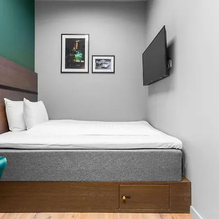 Western Kungens Kurva 4*