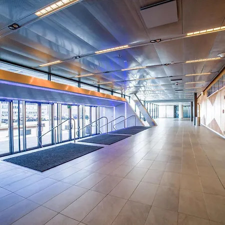 Radisson Blu Waterfront Hotel, 4* Stockholm
