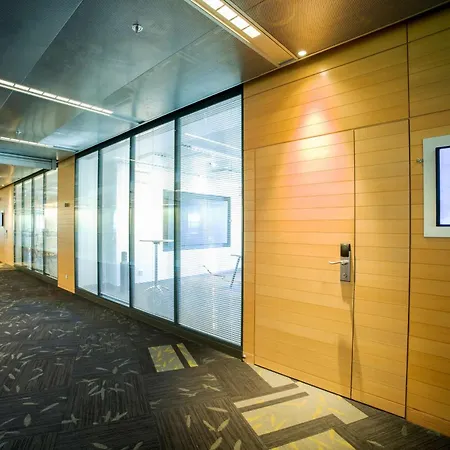 Radisson Blu Waterfront Hotel, Hotel 4*
