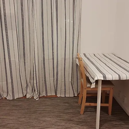 Private In Shared Lovely, Amazing, Modern +garden +bbq