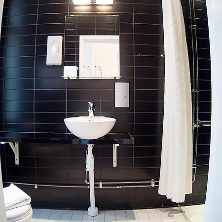 Ibis Styles Odenplan 3*