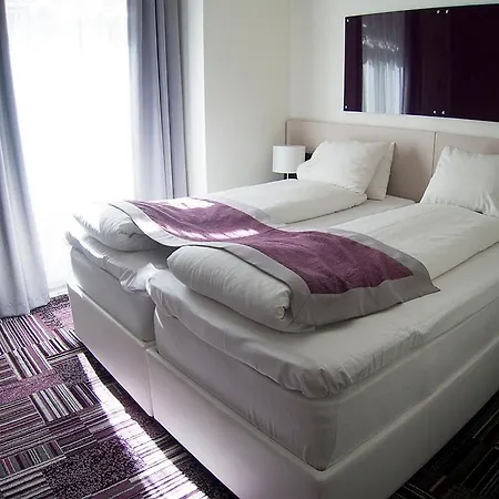 Ibis Styles Odenplan 3*