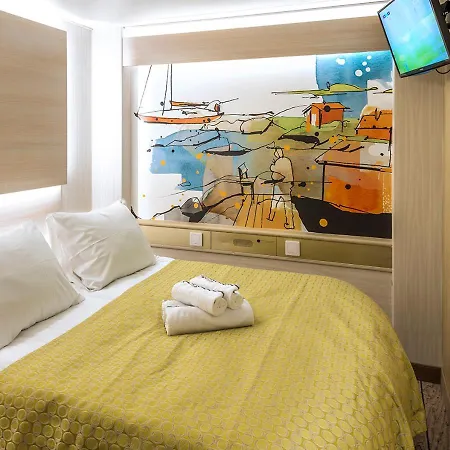  Viking Line Ferry Viking Cinderella - 2-night Cruise Stockholm-helsinki-stockholm