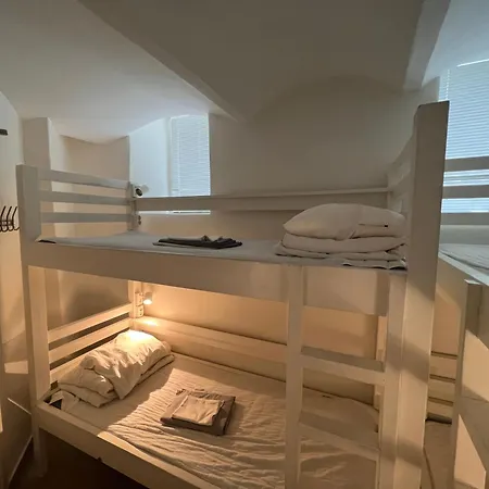 Dalagatan Hostel