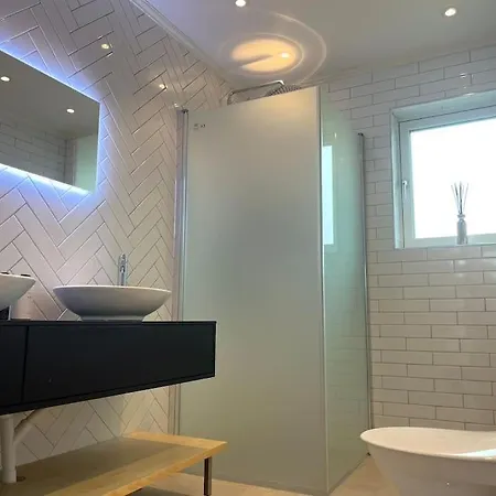 Luxury With Jacuzzi Villa Stockholm