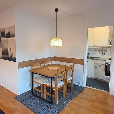 Apartment With Garden Near Metro!