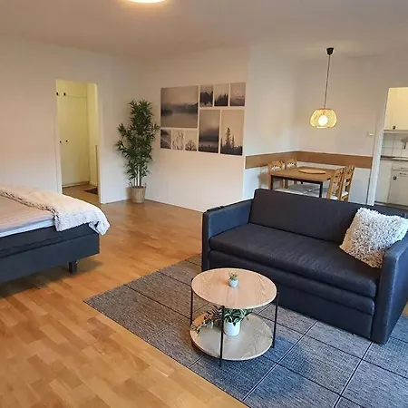 With Garden Near Metro! Apartment Stockholm