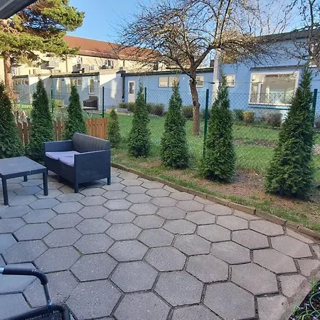 Apartment With Garden Near Metro! *